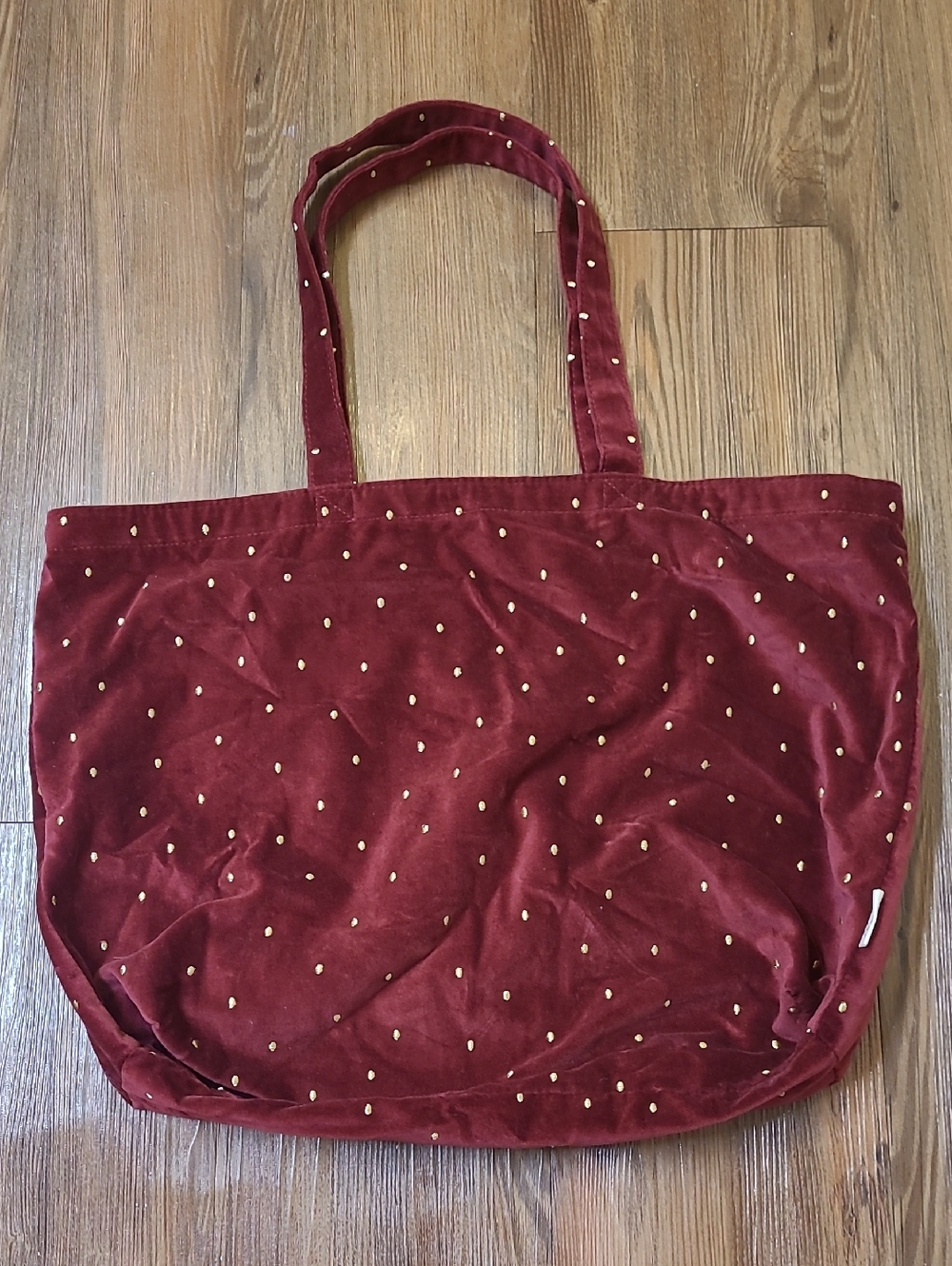 ZEZANE Burgundy Velvet Tote with Gold‎ Stud Detail